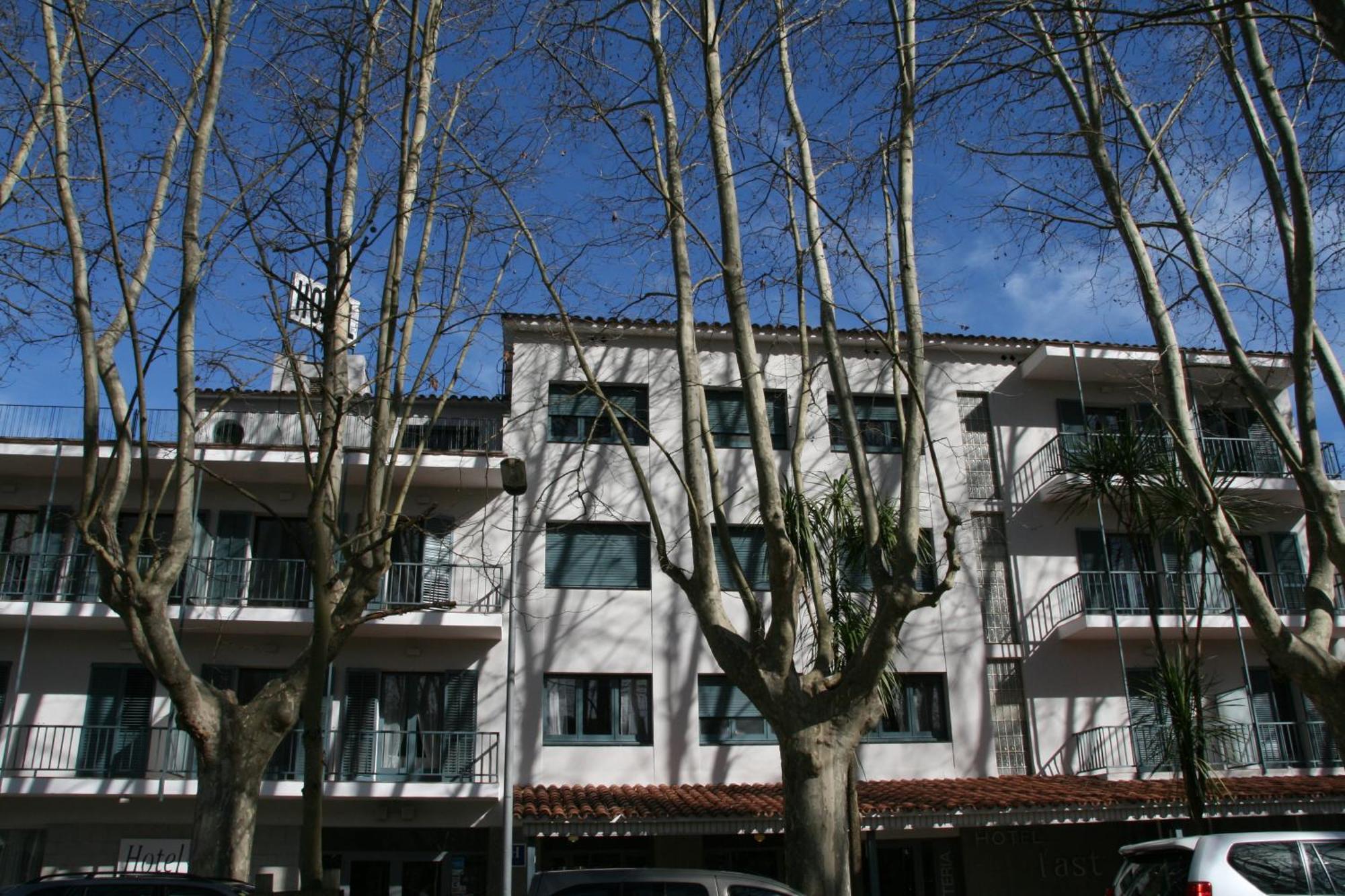 Hotel L'Ast Μπανιόλες Δωμάτιο φωτογραφία
